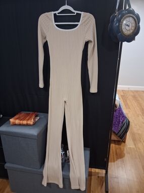 Beige Ribbed Long-Sleeve Jumpsuit